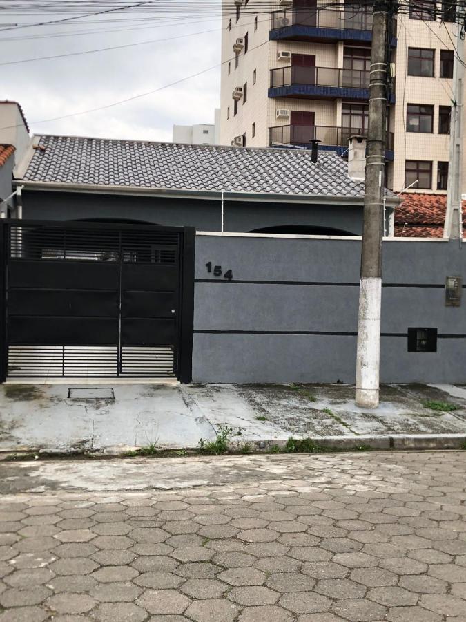 Casa Na Martim De Sa - 50M Da Praia Com Piscina คารากัวตาตูบา ภายนอก รูปภาพ